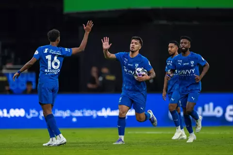 فحص طبي للاعب الهلال قبل موقعة السد